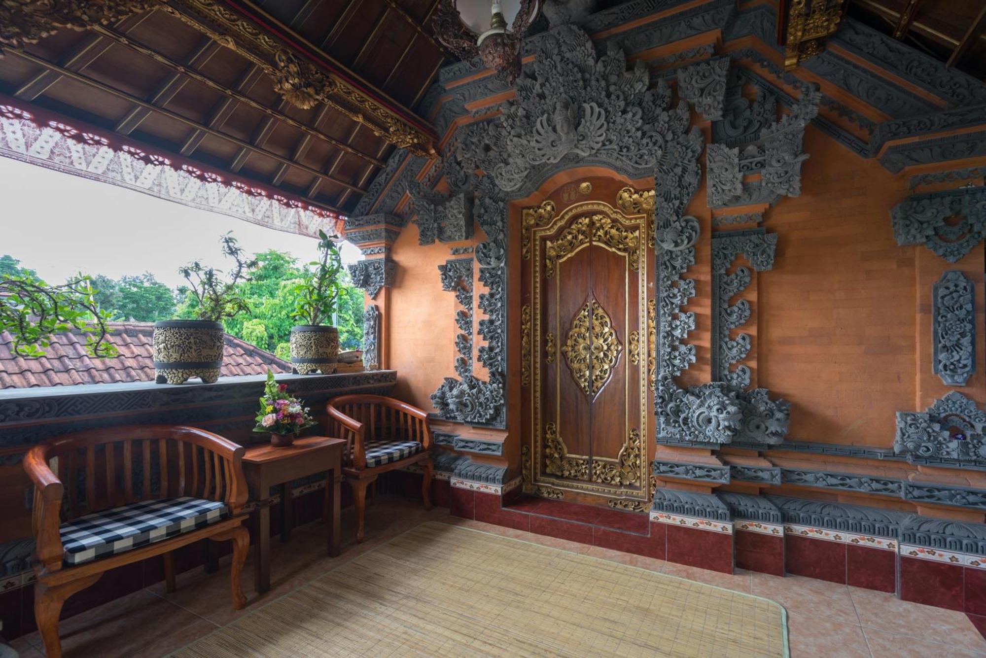 Nuaja Balinese Guest House Ubud  Exterior photo